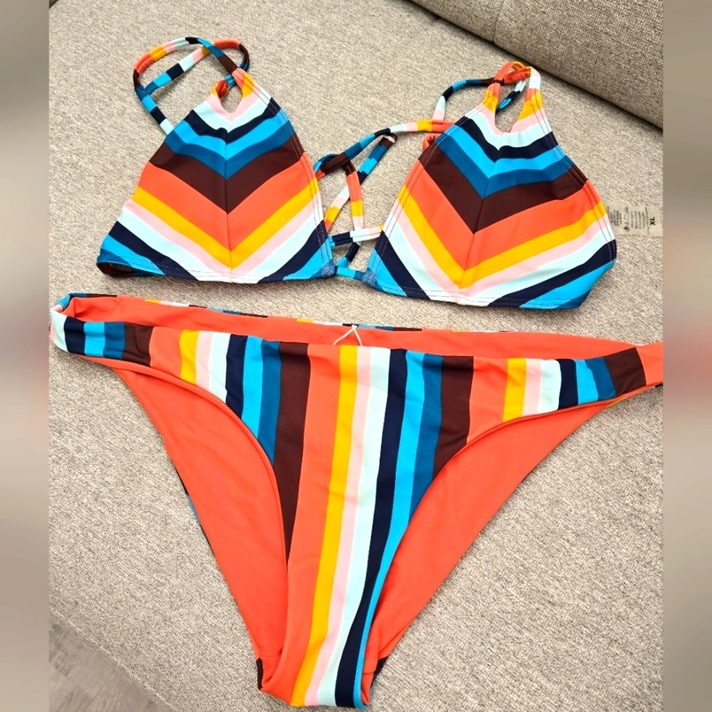 DAMSEL Stripe Strap Bikini XL / NEVER WORN